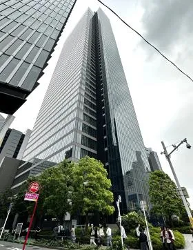 ミッドランドスクエアの外観
