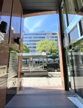 大一名駅の外観