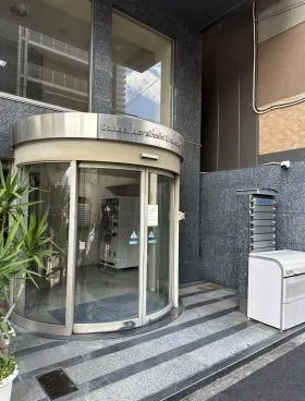 サンケイ納屋橋の外観