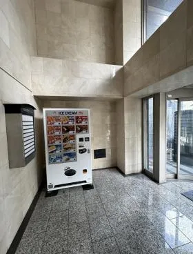 サンケイ納屋橋の外観