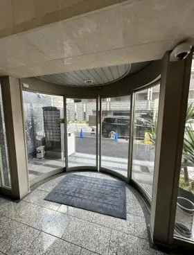サンケイ納屋橋の外観