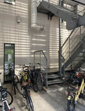 名駅フォレストの外観