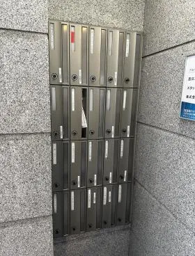 アストラーレ名駅の外観