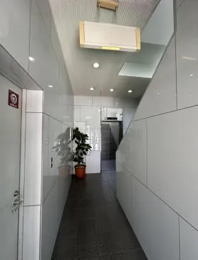 名駅シバタの外観