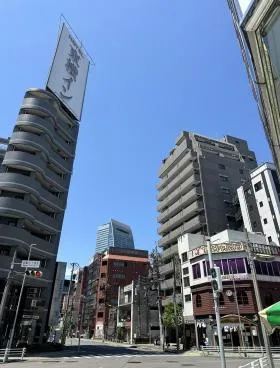 名駅シバタの外観