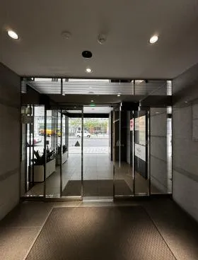 東進名駅の外観