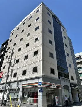 サンシャイン名駅の外観