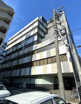 名駅東の外観
