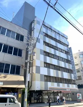 名駅東の外観