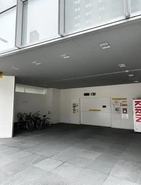 名駅イーストの外観