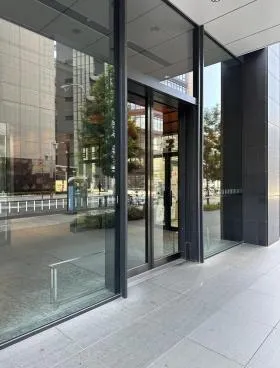名古屋クロスコートタワーの外観