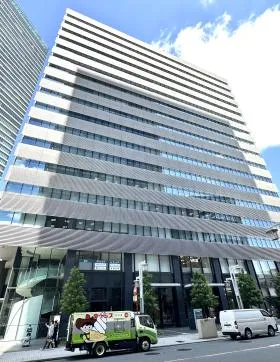 名古屋クロスコートタワーの外観