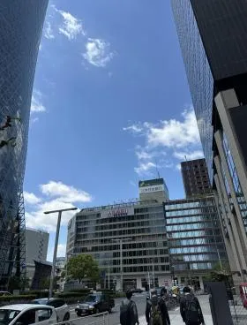 エニシオ名駅の外観