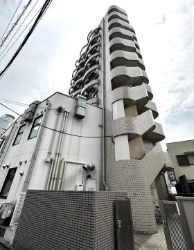 サン・オフィス名古屋の外観