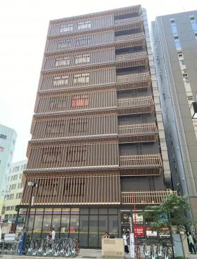 コア名駅の外観