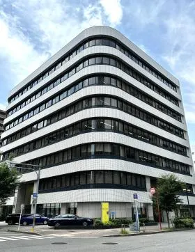 アーク栄白川パークの外観