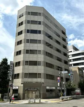 山本屋本店栄の外観