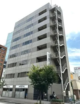 山本屋本店栄の外観