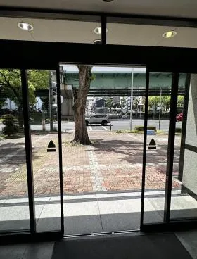 シモン１０栄の外観