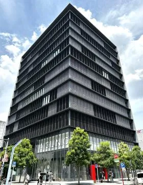 セントライズ栄の外観