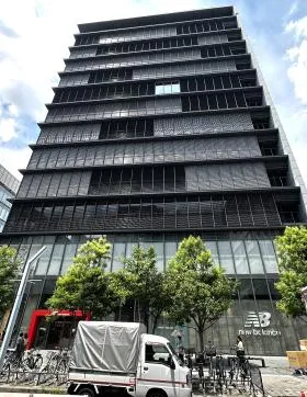セントライズ栄の外観