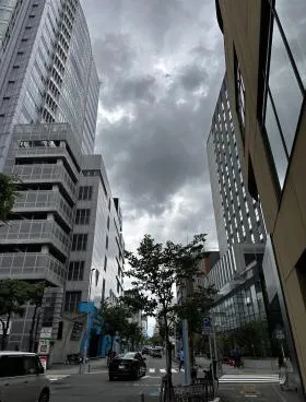 ナディアパークビジネスセンターの外観