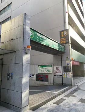 三井住友銀行名古屋の外観