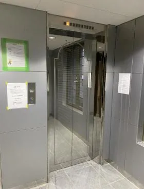 伏見スクエアの外観