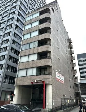 伏見山京の外観