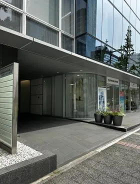 ｉｅ　ＭＡＲＵＮＯＵＣＨＩ　ＢＵＩＬＤＩＮＧ(アイイーマルノウチビルディング)の外観
