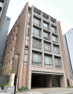 名古屋岡本の外観