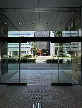 いちご丸の内の外観