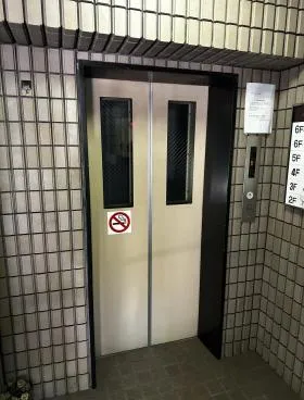 ミュゼット丸の内の外観