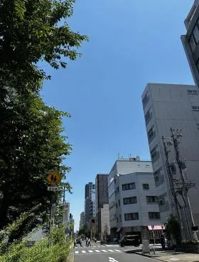山富丸の内の外観