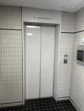 ＩＳＨ丸の内ビル(アイエスエイチ丸の内ビル)の外観