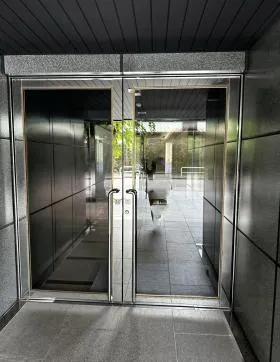 アクセス丸の内の外観