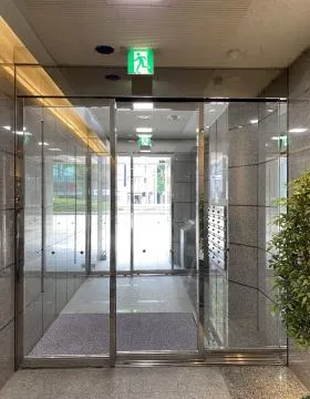 丸の内伏見通の外観
