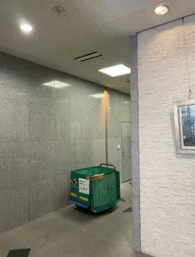 サンエイの外観