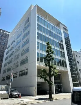 新東通信の外観
