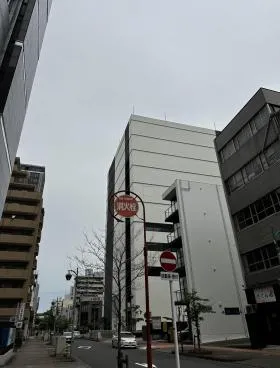 Ｃ－８ビル(シーエイトビル)の外観