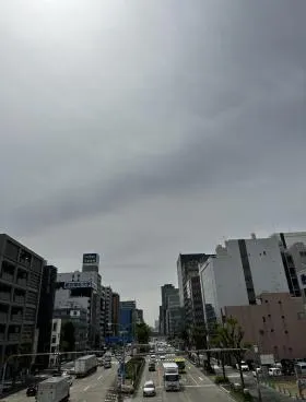 アルペン丸の内タワーの外観