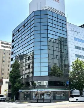 三晃丸の内の外観