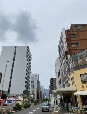 オアシス丸の内の外観