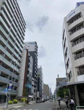 オアシス丸の内の外観