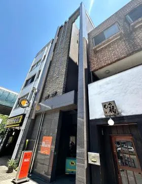 ロイヤルセッションズの外観