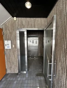 泉久屋サンコーの外観