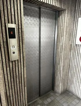 泉久屋サンコーの外観