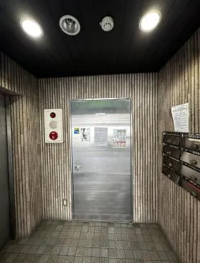 泉久屋サンコーの外観