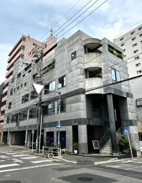 ＩＳＨ泉ビル(アイエスエイチ泉ビル)の外観