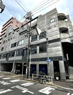 ＩＳＨ泉ビル(アイエスエイチ泉ビル)の外観